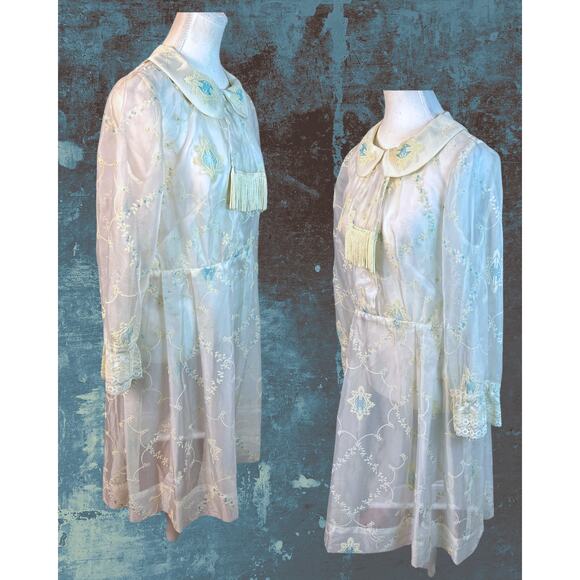 Vintage 60s 70s Victorian Sheer Damask White Aqua Fringe Jabot Shirt Dress S/M - Picture 3 of 6